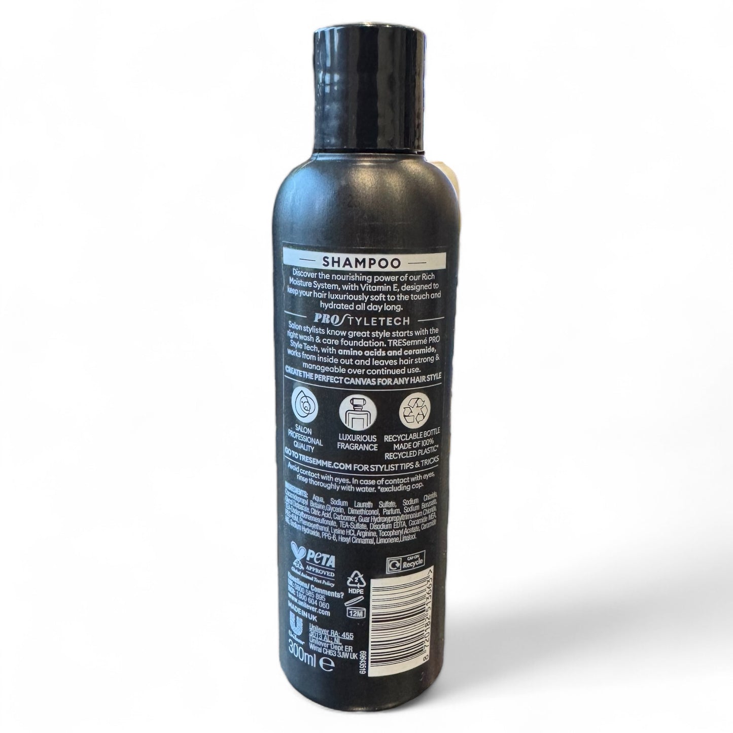 Tresemme Rich Moisture Shampoo (300Ml)